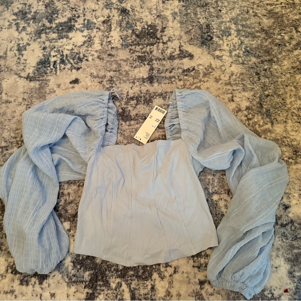 Urban Outfitters long sleeve crop top size large brand new with tags selling